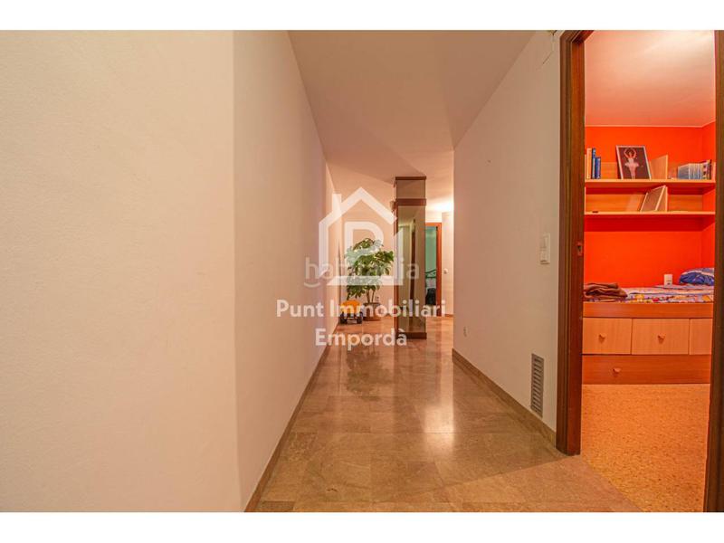 Foto 733ef2c3-52cc-4178-9877-caff1dd8da8c. Flat with heating in Centre Figueres