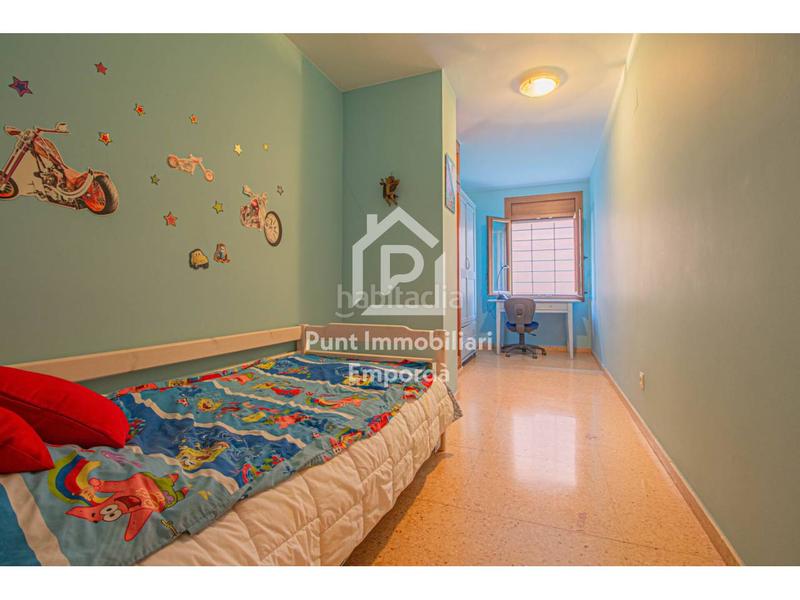 Foto 79daf062-4c24-4dfb-a3ef-236f0537d9f0. Flat with heating in Centre Figueres