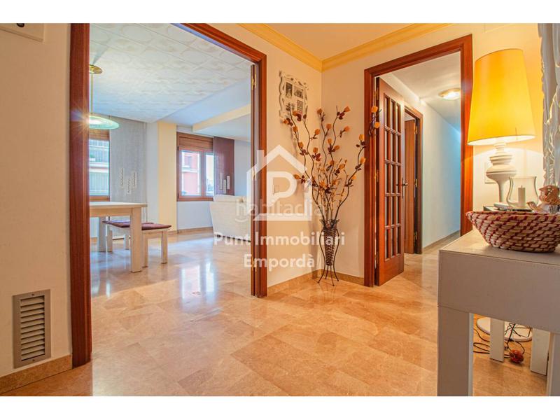 Foto be69510c-c7d2-4945-9d60-d63d471bd0e7. Flat with heating in Centre Figueres