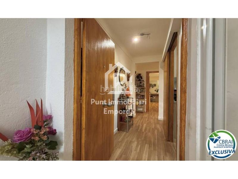 Foto 05110690-2860-4ed1-b218-a4c71bdf977f. Flat in Centre Roses