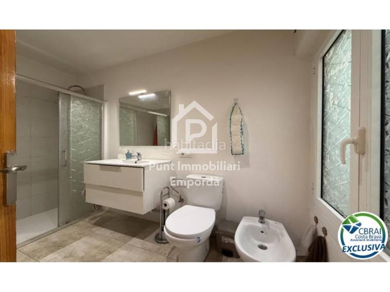 Foto 2708c3a9-c33c-4209-ad06-f9fc01732fcc. Flat in Centre Roses