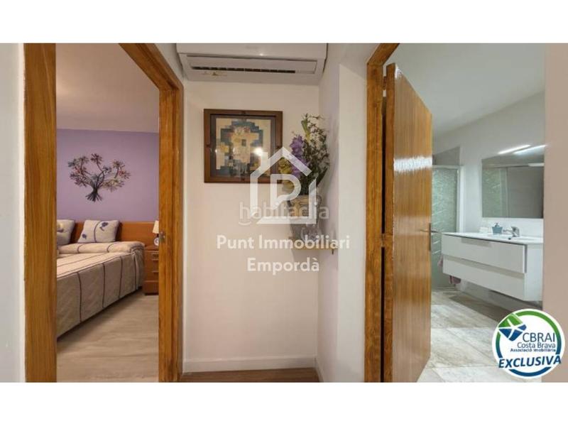 Foto cb41caf1-665c-4508-83b8-1d3ed96faa26. Flat in Centre Roses