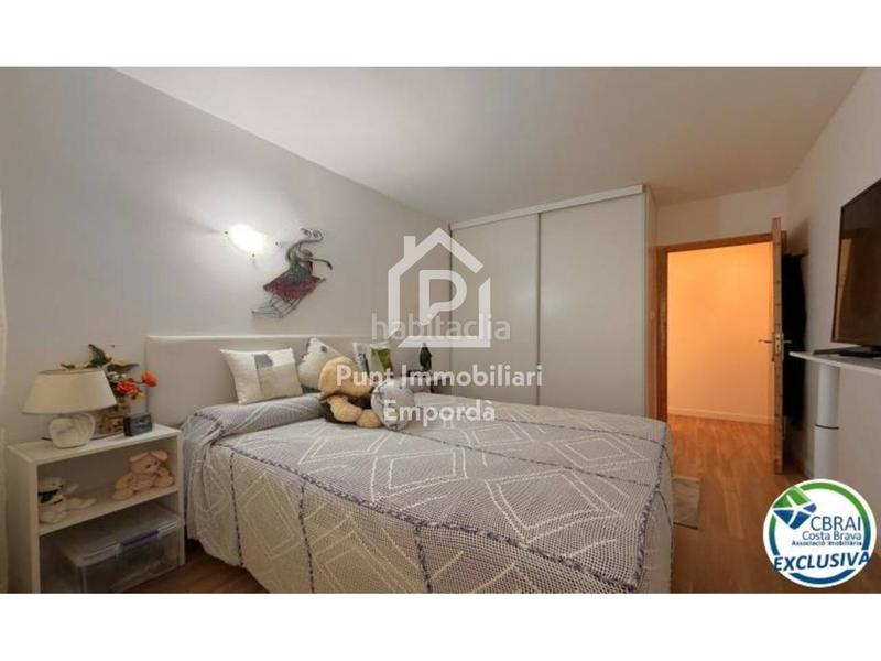 Foto efd45563-91eb-47d4-93dc-b95838a38174. Flat in Centre Roses