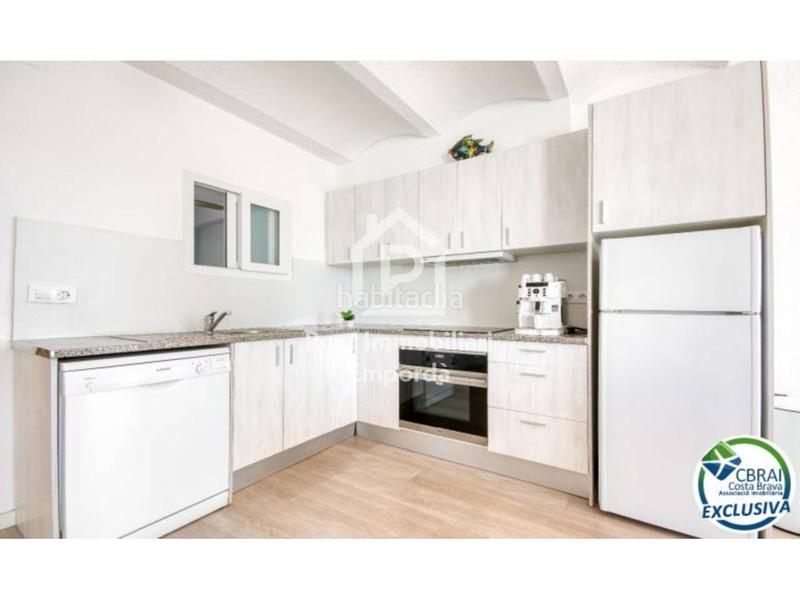 Foto 4f65b81e-e21e-49d0-bb36-306bd5cb0bc1. Appartement mit parking in Puig Rom-Canyelles-Almadrava Roses