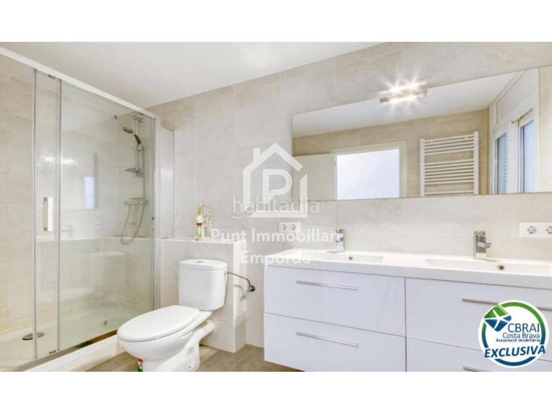 Foto e2c688a9-0ac6-4d0c-9e5f-4a28442769d1. Appartement mit parking in Puig Rom-Canyelles-Almadrava Roses