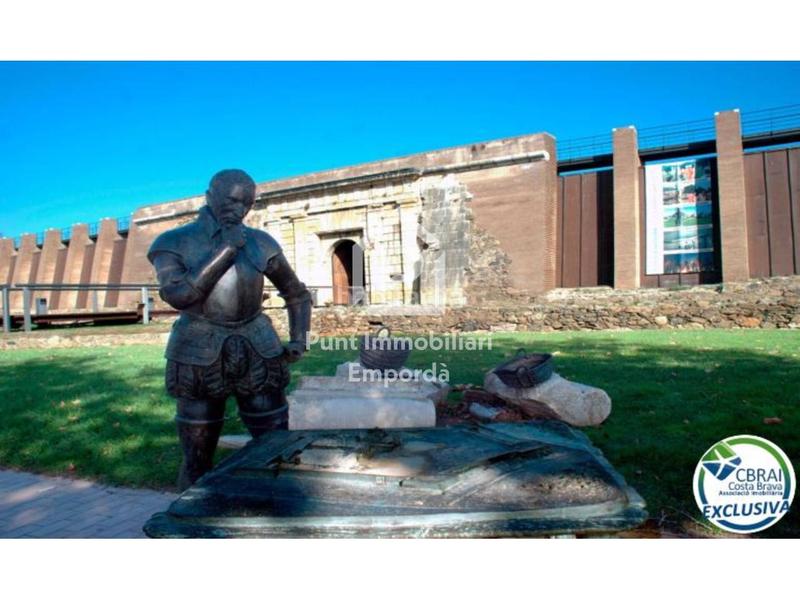 Foto 5037e8da-b461-422c-adde-cfe9f2a57bc5. Haus mit parking in Centre Roses