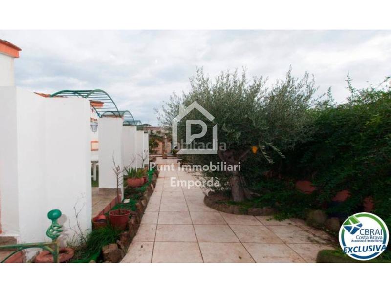 Foto bb0bd766-0048-40b9-ab45-8bea18d27e72. Haus mit parking in Centre Roses