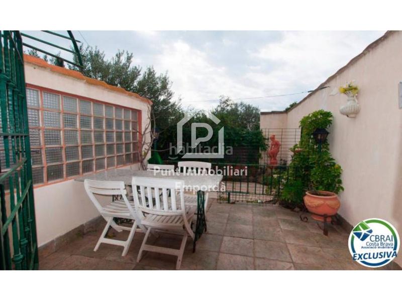 Foto d4c62484-ee6a-44e0-9dbd-1cf6d7bc3c68. Haus mit parking in Centre Roses