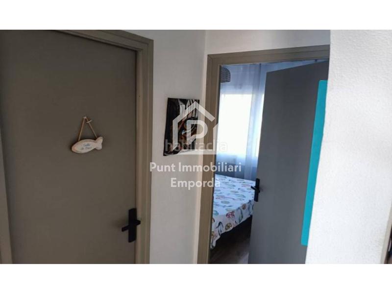 Foto ae4a99b2-e116-48b1-9df5-2447dc9645df. Piccolo appartamento con parcheggio in Puig Rom-Canyelles-Almadrava Roses