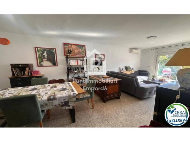 Foto f9c08cab-9960-4e33-b8ff-f0d536654061. Appartement dans Requesens Empuriabrava