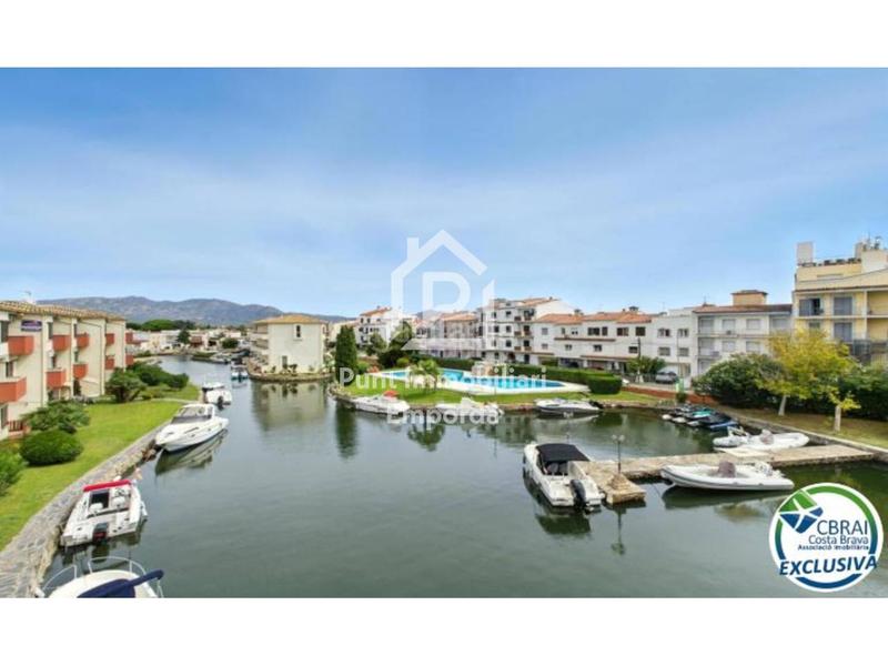 Foto 2e1502ca-9dea-4f4b-8912-f719834e6e80. Pis amb piscina a Salins - Cavall de Mar Empuriabrava