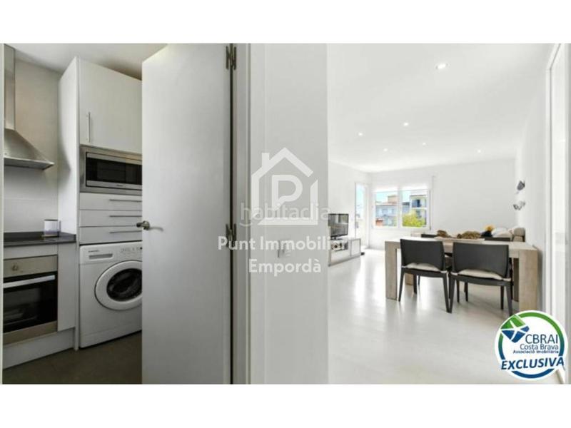 Foto 3b213325-0227-4b2d-980d-923a6683577b. Pis amb piscina a Salins - Cavall de Mar Empuriabrava