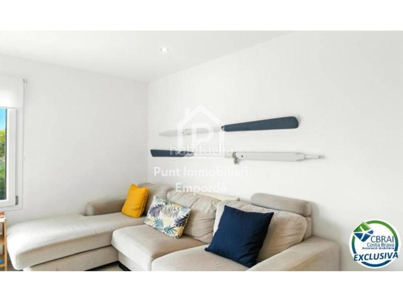 Foto 6db26cb6-ebc9-4284-ab97-17db14877981. Pis amb piscina a Salins - Cavall de Mar Empuriabrava