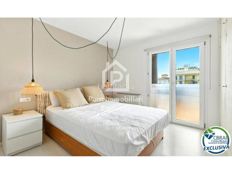 Foto e4ded610-5f4b-4d34-95cb-40c461df22d4. Pis amb piscina a Salins - Cavall de Mar Empuriabrava