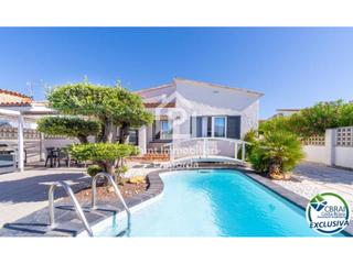 Casa  Cap gros. Encantadora casa de una sola planta con piscina  santa margarita