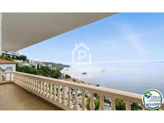 Apartament  Joan margarit. Puig rom roses apartamento con amplia terraza y espectaculares v