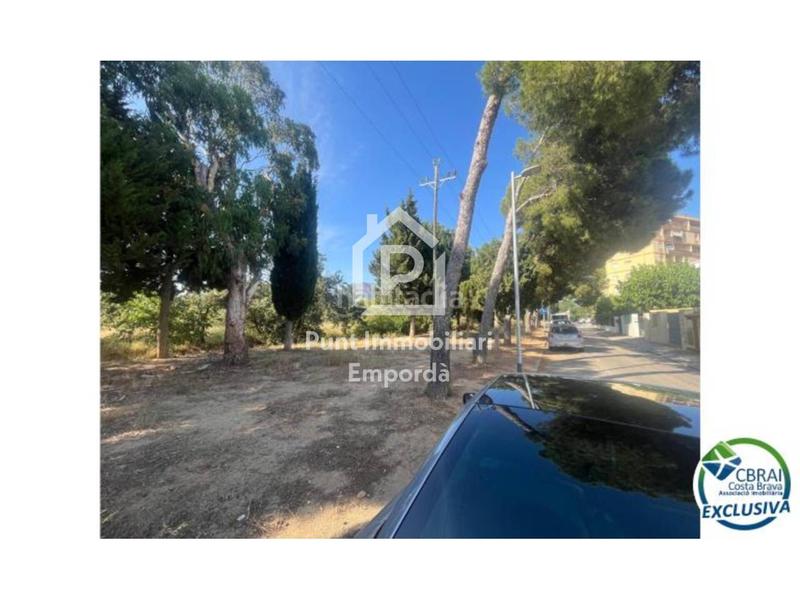 Foto a2d23785-0384-4002-9948-518e578b73ae. Maison avec parking dans Nord Roses