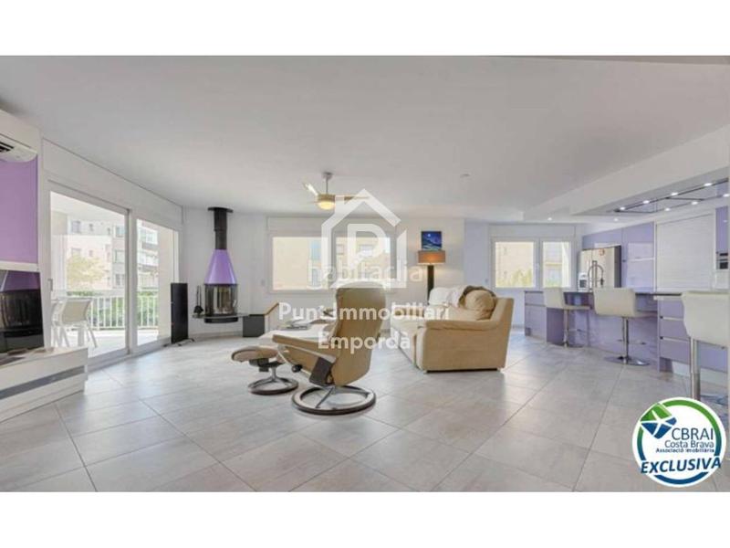 Foto c823b624-ef00-43d7-b0d1-c6308328ce07. Chalet mit parking in Santa Margarida Roses