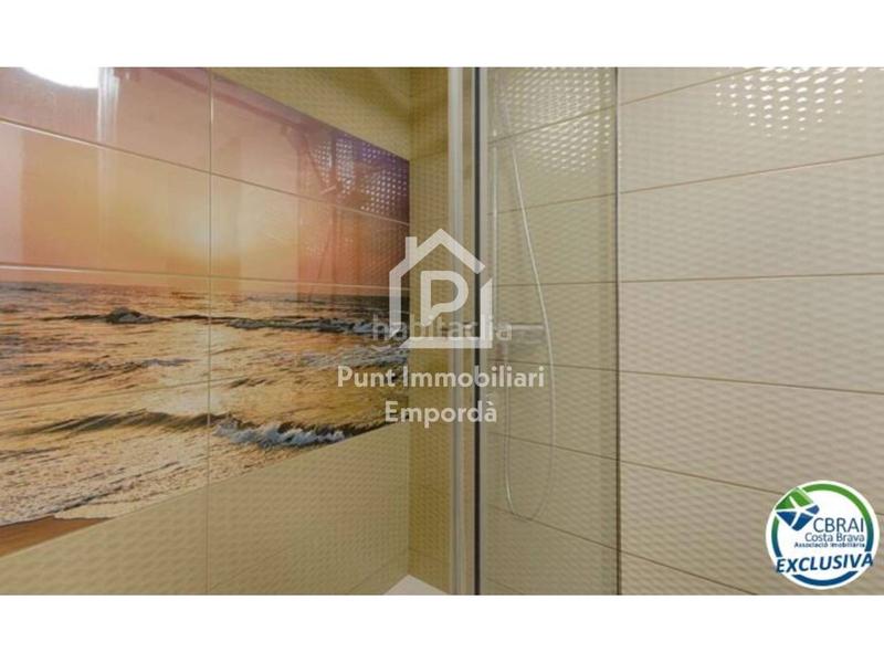 Foto edefe612-58e4-4d1f-a3f7-20ff4ed0a752. Chalet mit parking in Santa Margarida Roses