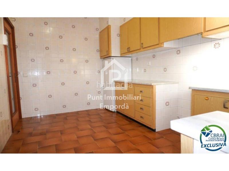 Foto 1953e138-bfb9-4be5-bd62-5868e3096eb0. Maison avec parking dans Vila-sacra