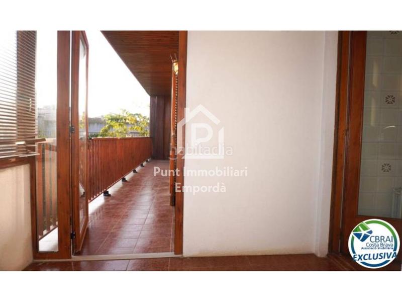 Foto 352c51d1-e015-4c58-b8f2-33b08c1d1961. Maison avec parking dans Vila-sacra