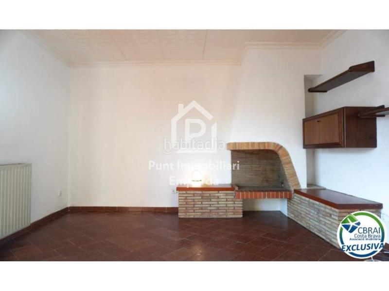 Foto a68d36be-d2d7-482d-9ca1-c8179307088f. Maison avec parking dans Vila-sacra