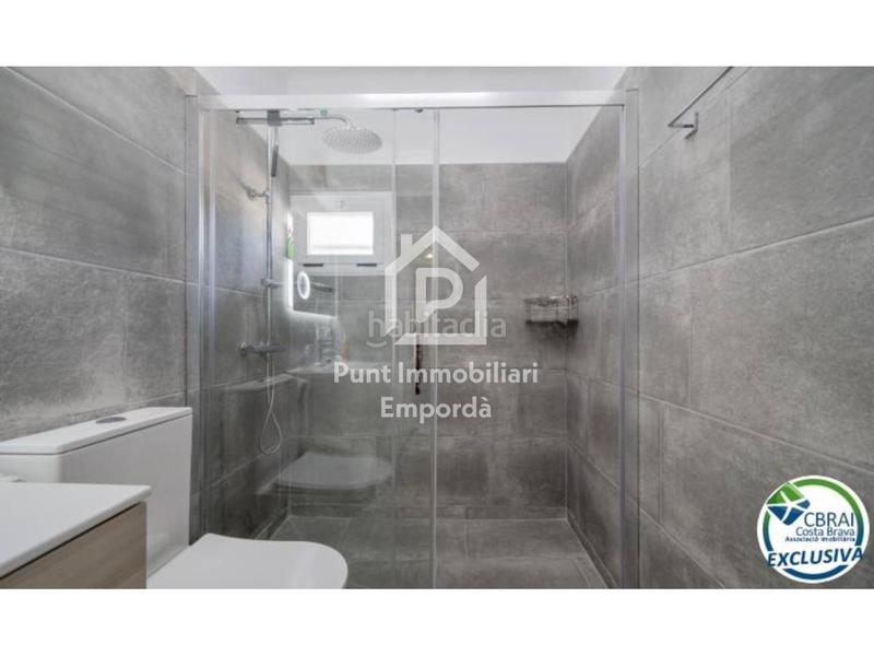 Foto 9edad3b9-1f76-4032-b317-ae3d32938a44. Casa con parcheggio in Nord Roses