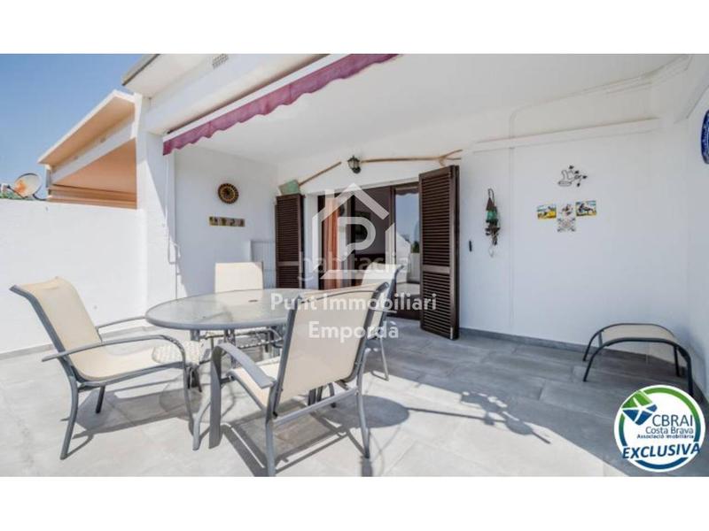 Foto ade3019b-c29c-4d43-b568-d72061c93c8a. Casa con parcheggio in Nord Roses