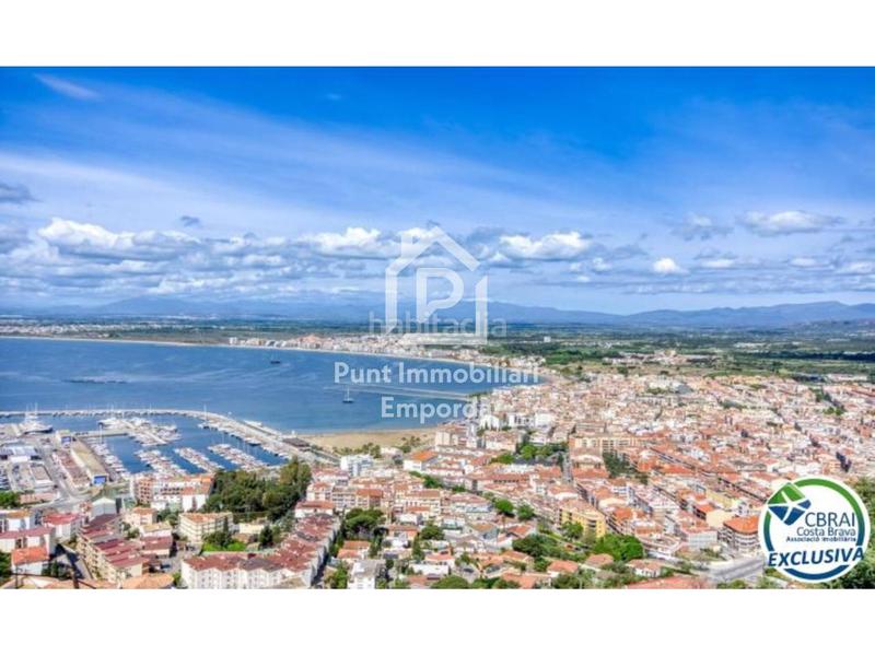 Foto c71120ed-4161-45a2-ba94-232620142974. Casa villa mediterránea con alma, vistas espectaculares y una oportunidad de inversión única en Roses