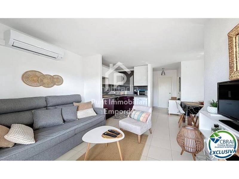 Foto f5dbf23c-28b5-4df6-abf2-f80ea95f4503. Appartement mit heizung parking in Santa Margarida Roses