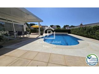 Maison  Montseny. Casa de una sola planta con licencia t.  sector montseny