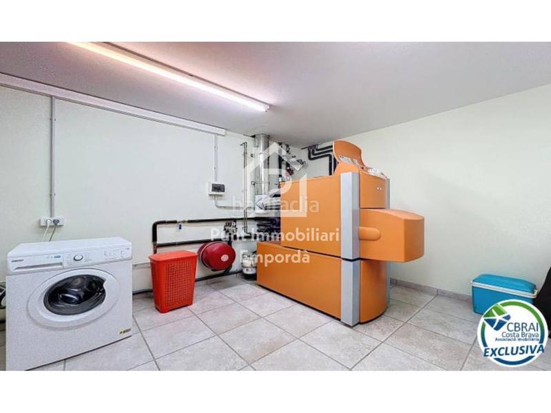 Foto f1060ebb-e103-4d2a-aaf6-abd8732e8dfe. Maison avec chauffage piscine dans Pau