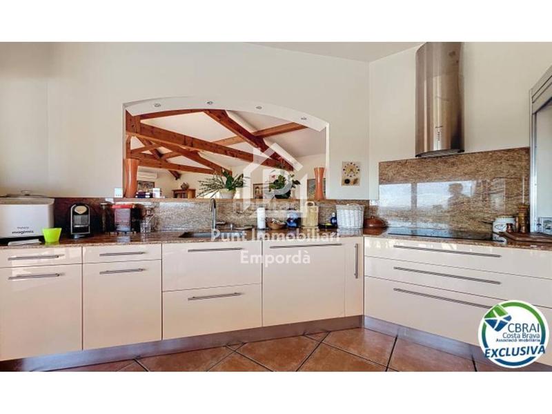 Foto f1585d68-5e01-4c6f-a046-30674e9b241f. Maison avec chauffage piscine dans Pau