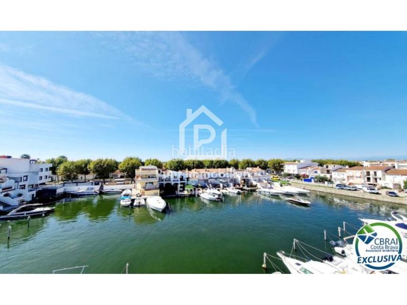 Foto 01442111-1484-476b-a803-1a8820ac8582. Apartamento  de 2 habitaciones con parking, amarre y trastero en Empuriabrava