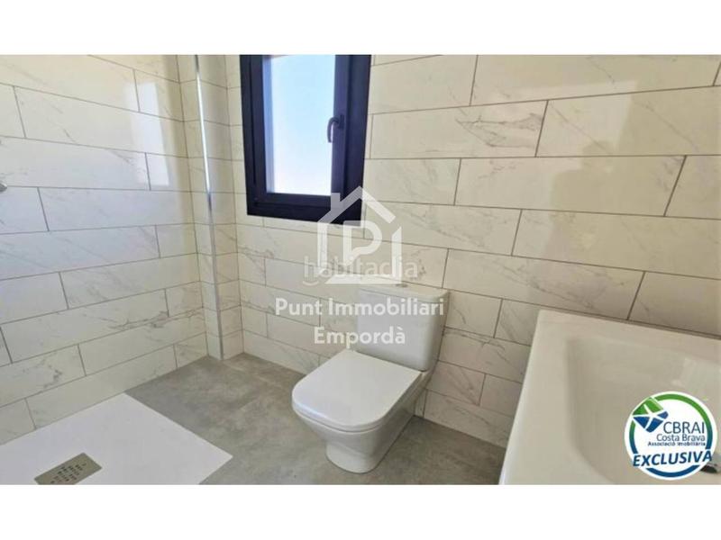 Foto 0a5c7c02-fe20-4c76-b500-1de74b465c0c. Apartamento  de obra nueva en venta en Roses