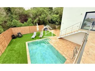 Casa  Navarra. Cuando una casa deja de ser lo que había y se convierte en lo qu