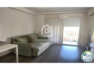 Monolocale  Delta muga. Estudio reformado a 100 m de la playa en empuriabrava  listo par