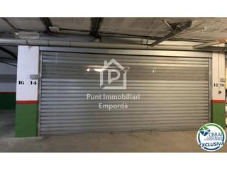 Parking voiture  Gran reserva 11. Garaje doble en el centro de empuriabrava