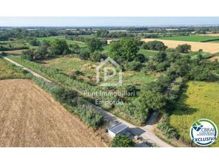 Finca rústica  Camino sota el parc. Gran terreno rústico en peralada.
