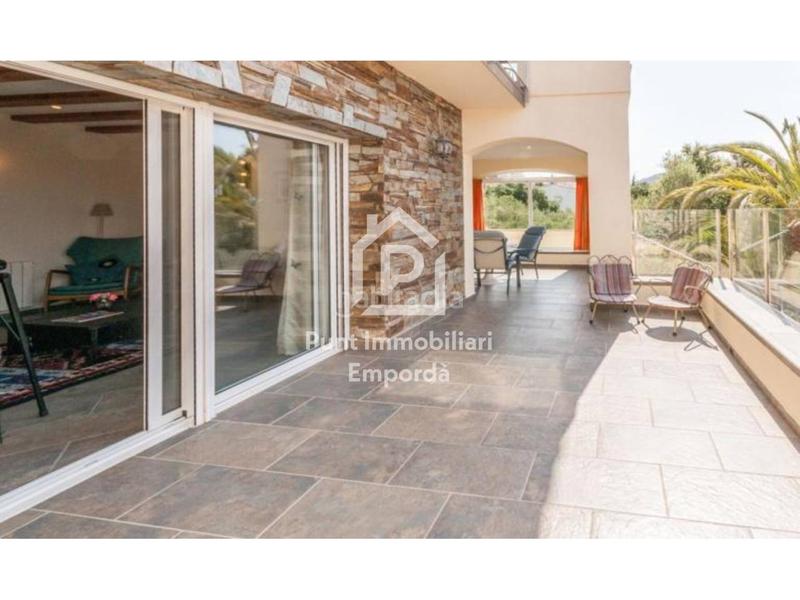 Foto 5bbbbfee-b838-485b-848b-c1ae59d5da11. Casa con riscaldamento parcheggio piscina in Nord Roses