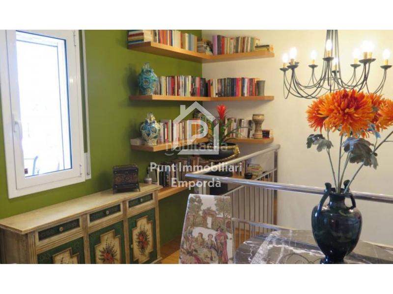 Foto 73e99ecc-4631-41af-8174-0d3d8d22dea1. Casa con riscaldamento parcheggio piscina in Nord Roses