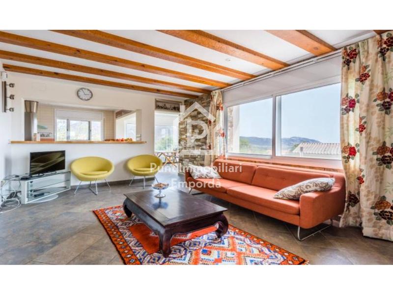 Foto 8ba618d4-117a-42a5-90d1-ffbc25a06244. Casa con riscaldamento parcheggio piscina in Nord Roses