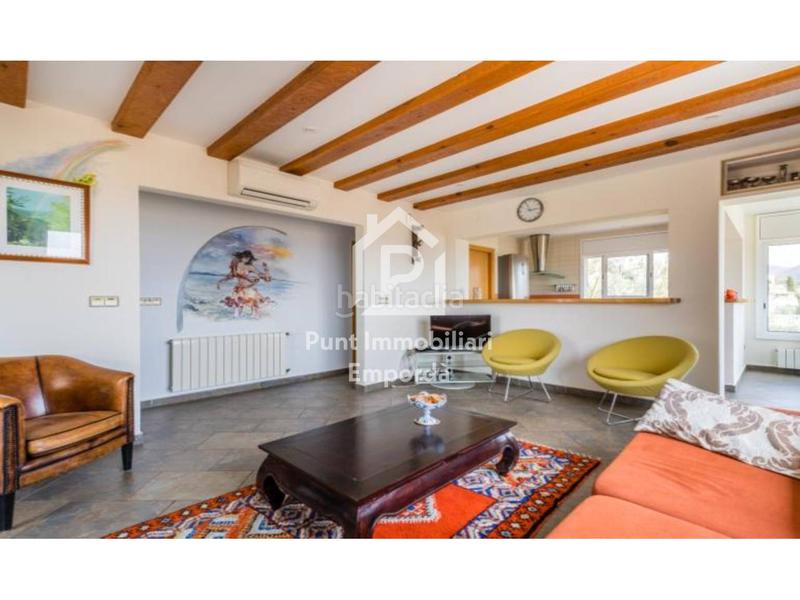 Foto 94017438-60bb-4af8-9cbe-25f279725023. Casa con riscaldamento parcheggio piscina in Nord Roses