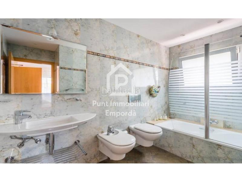 Foto a52ea5e4-62b6-4786-a395-1388338f9e33. Casa con riscaldamento parcheggio piscina in Nord Roses