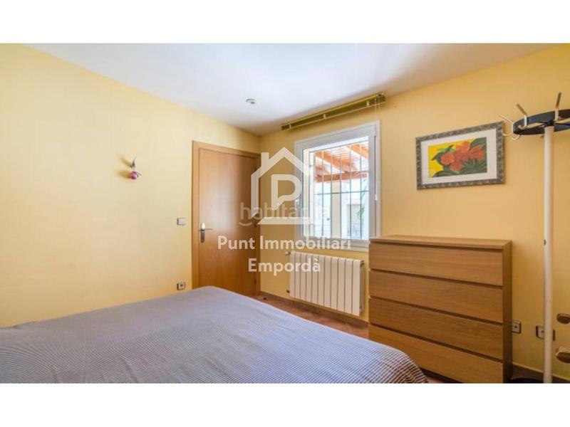 Foto b2db1c50-bfcc-4152-ab28-49deec165d5e. Casa con riscaldamento parcheggio piscina in Nord Roses