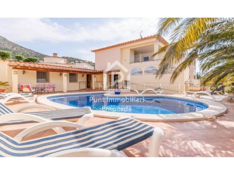 Foto da7b059f-3e03-4b03-b779-76ee876f1fb0. Casa con riscaldamento parcheggio piscina in Nord Roses