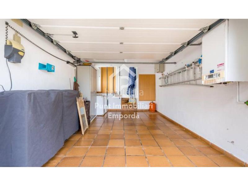 Foto eb4d7556-631d-48a7-a83c-9b515e179ea9. Casa con riscaldamento parcheggio piscina in Nord Roses