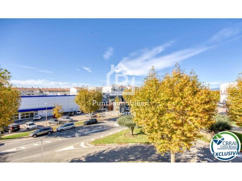 Foto cfe45e02-5152-4dc6-9cab-0f427ebf20ac. Estudio acogedor estudio con terraza cerrada en sector flamicell en Empuriabrava