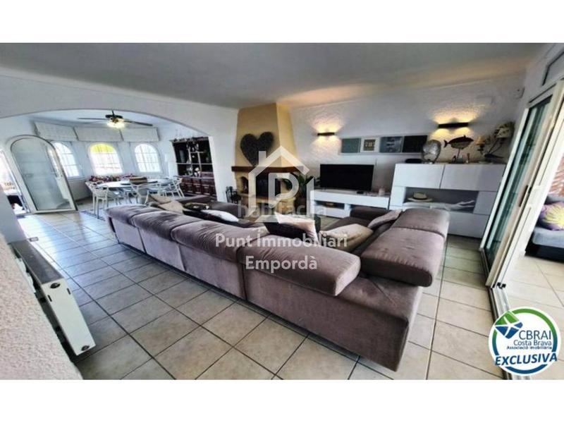 Foto 0e25ab04-1425-4c6d-93b1-f44c5e959074. Maison avec parking piscine dans Port Grec - Port Moxó Empuriabrava