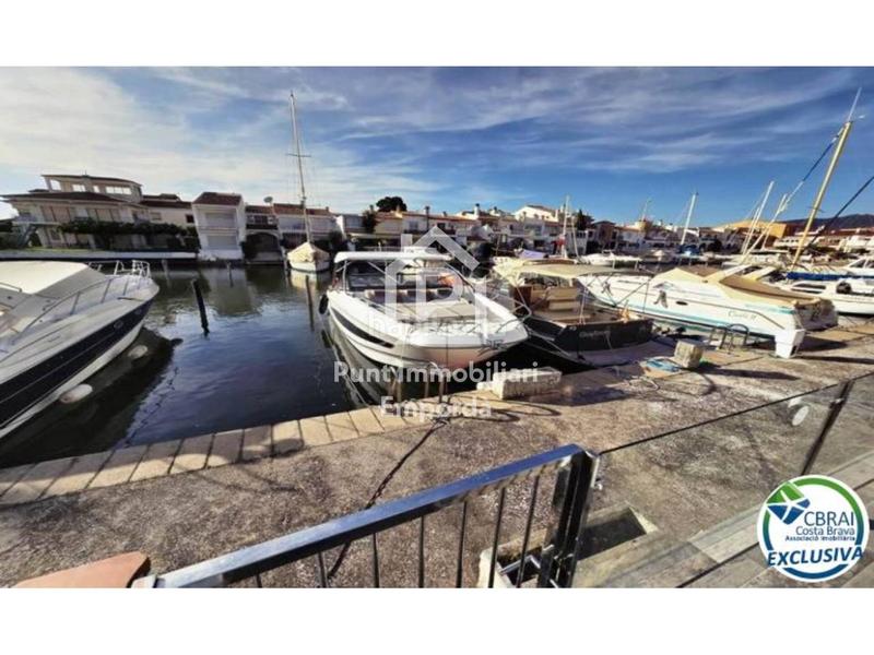 Foto 0f53577d-b803-4668-bd47-30c6dcb4ec7d. Maison avec parking piscine dans Port Grec - Port Moxó Empuriabrava